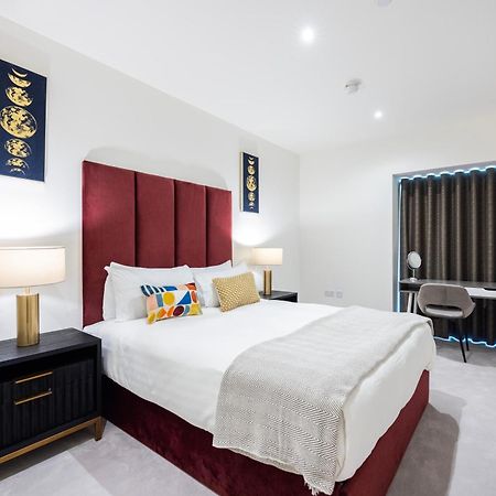 Austin David Apartments Royal Wharf London Bagian luar foto