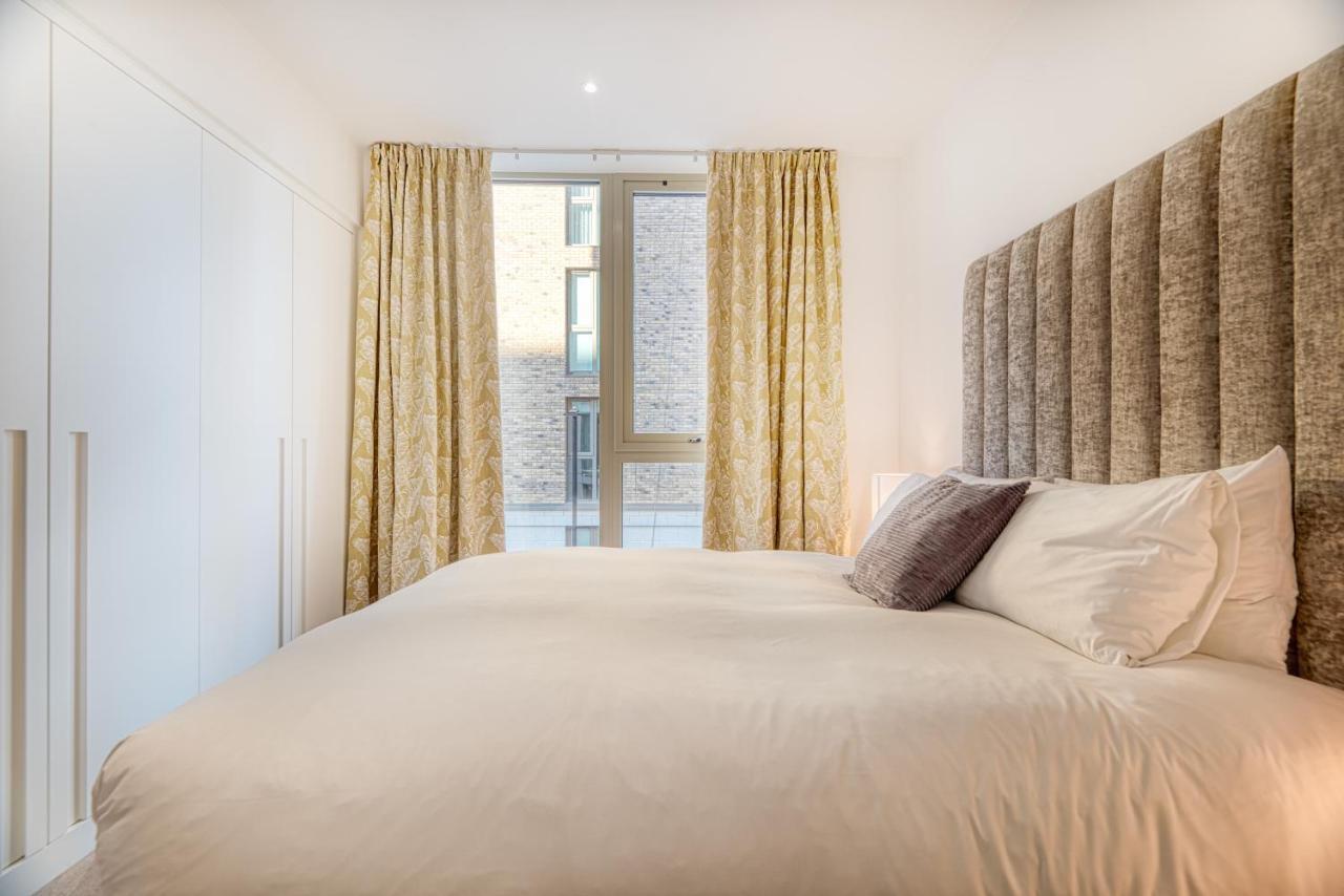 Austin David Apartments Royal Wharf London Bagian luar foto