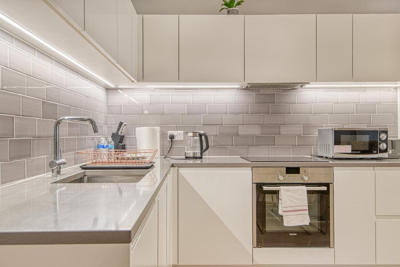 Austin David Apartments Royal Wharf London Bagian luar foto