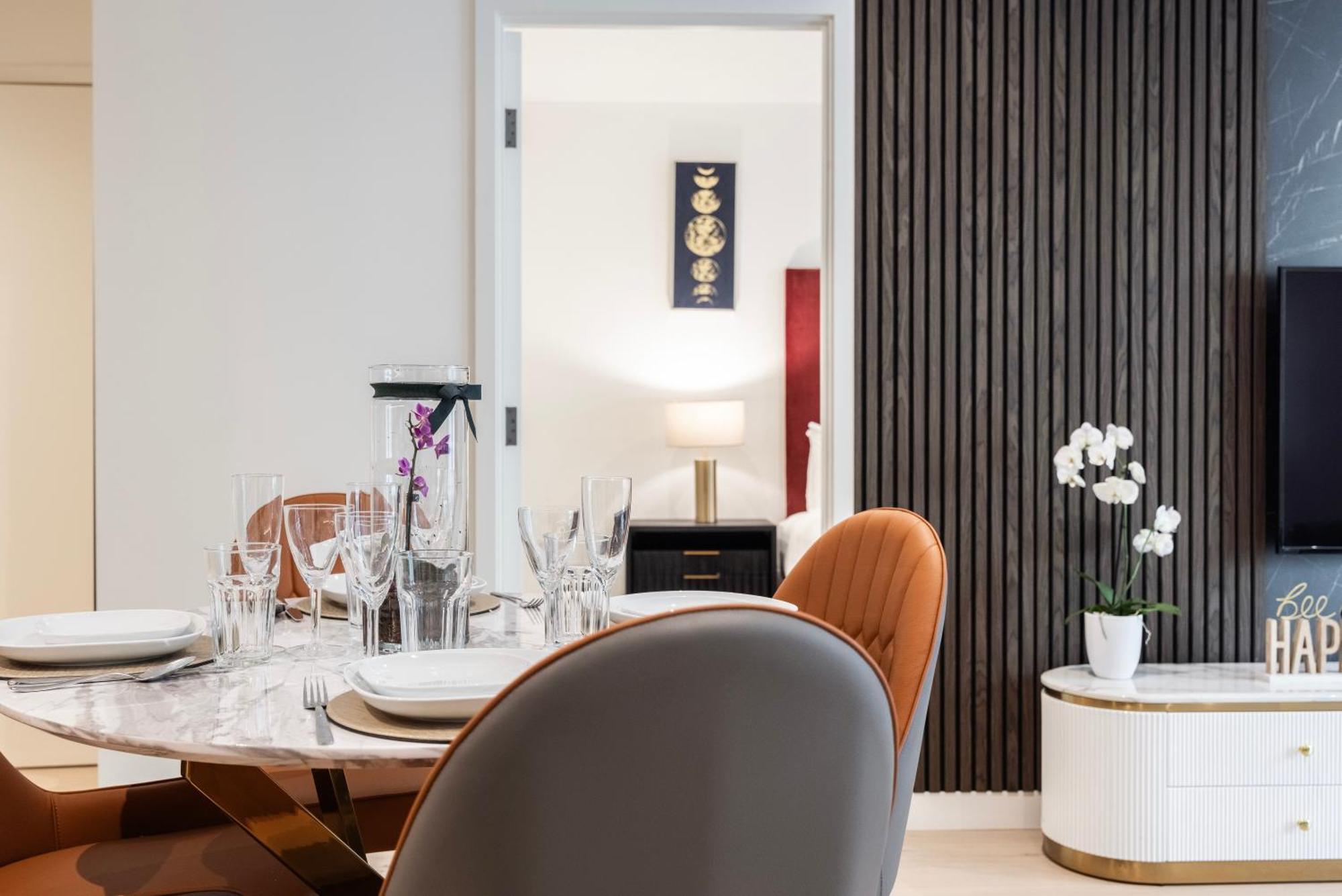 Austin David Apartments Royal Wharf London Bagian luar foto